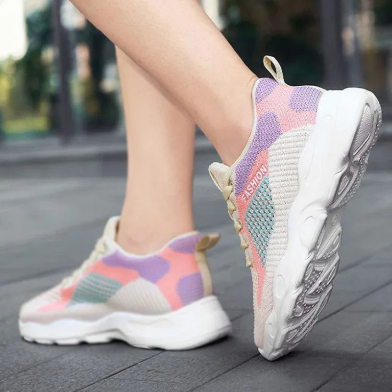 Baskets décontractées à lacets pour femmes Chaussures polyvalentes respirantes et légères pour la marche et la course à pied
