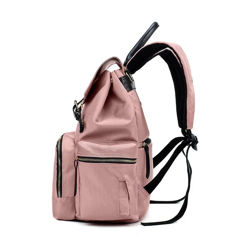 Große Wickeltasche mit viel Platz, vielseitig und wasserdicht