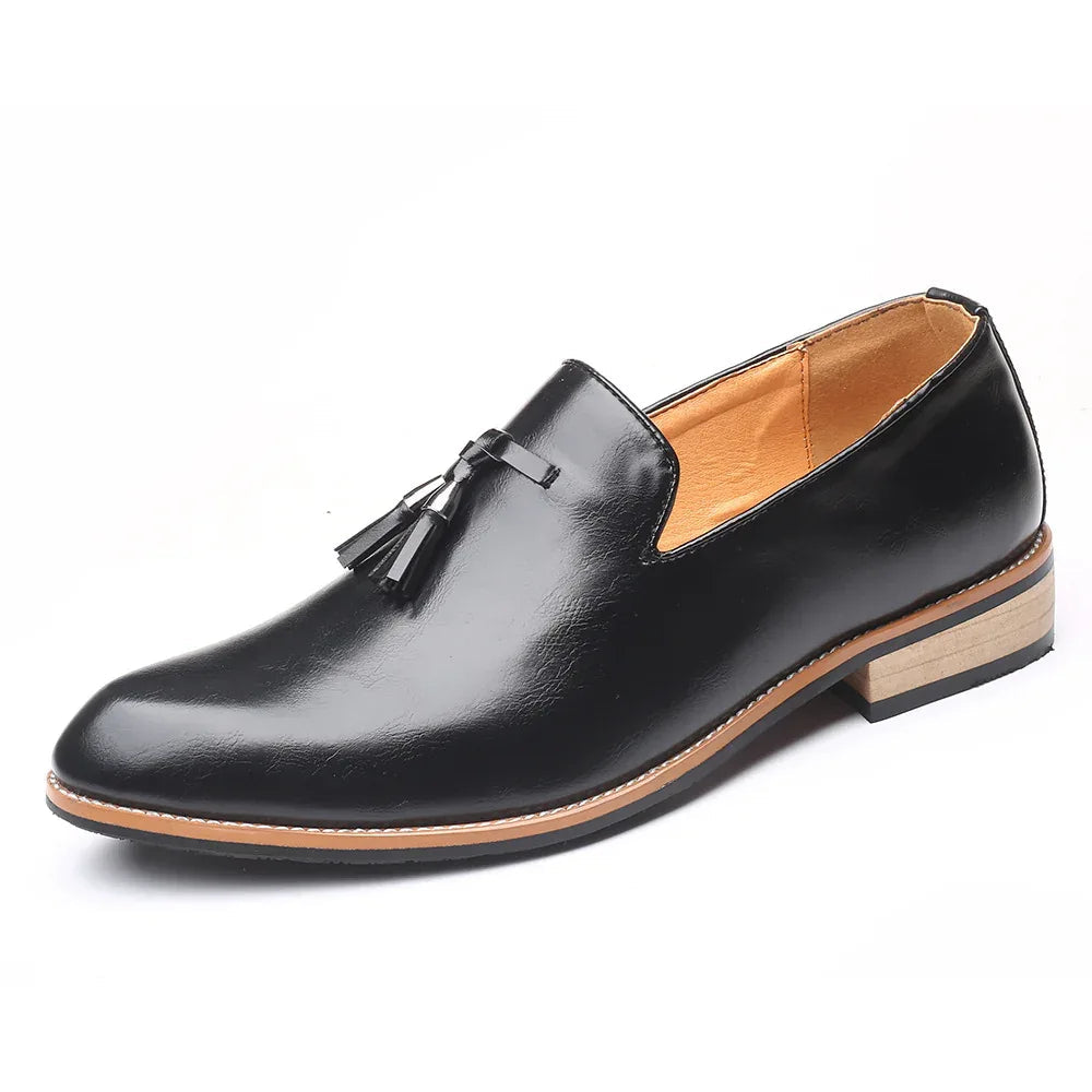 Herren Freizeit Modische Slipper Kunstleder Schuhe