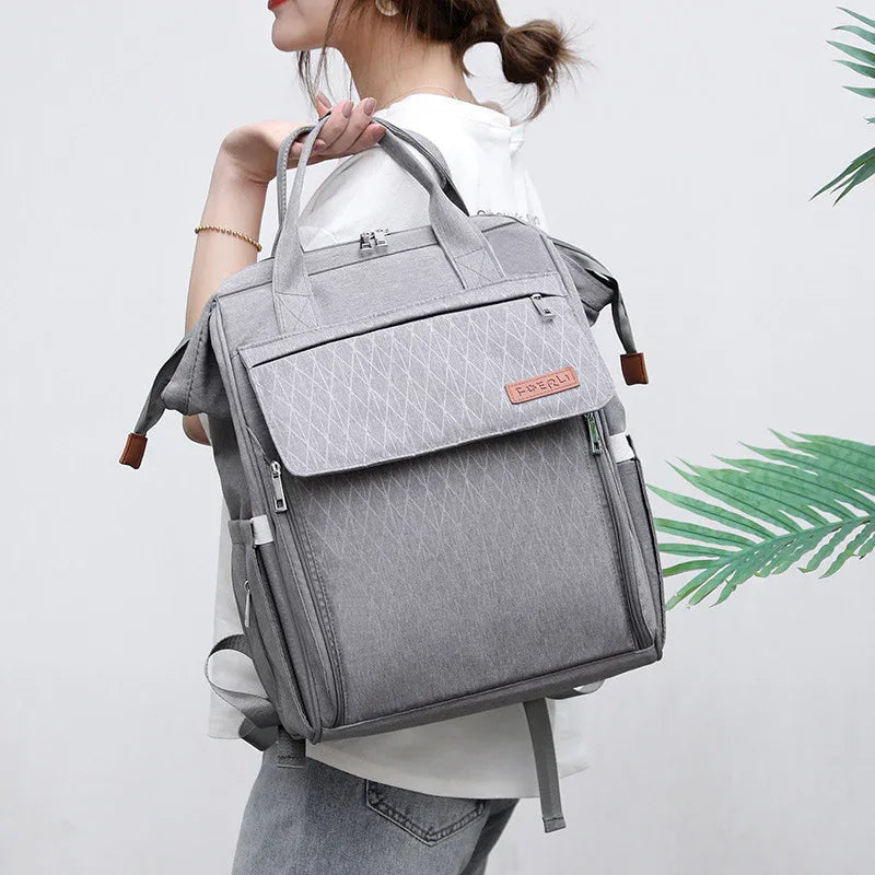 Multifunktionale Wickeltasche mit großer Kapazität für Eltern und Baby