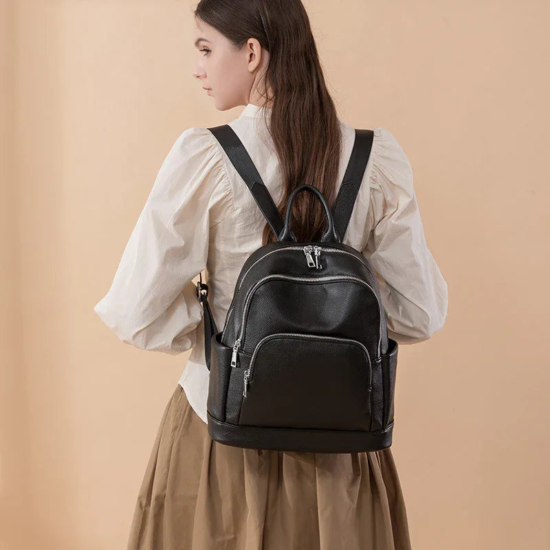 Modischer einfarbiger Rucksack für Damen mit großer Kapazität aus weichem Leder