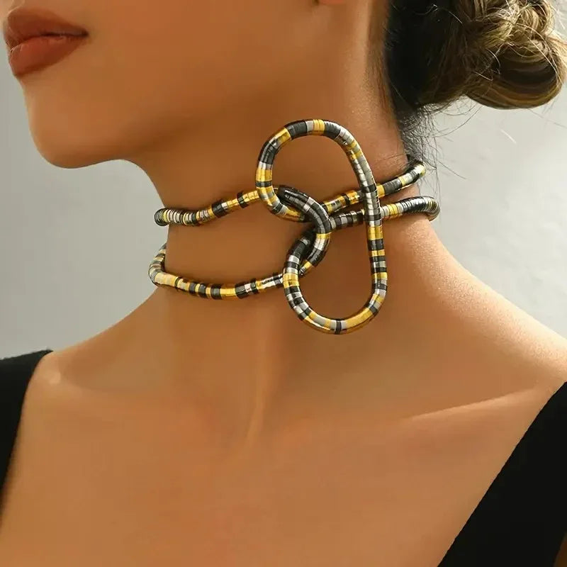 Elegante Schlangenhalskette für Damen