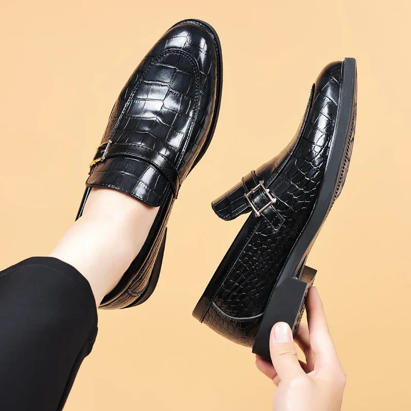Herren Business-Schuhe aus Kunstleder mit Krokodilmuster