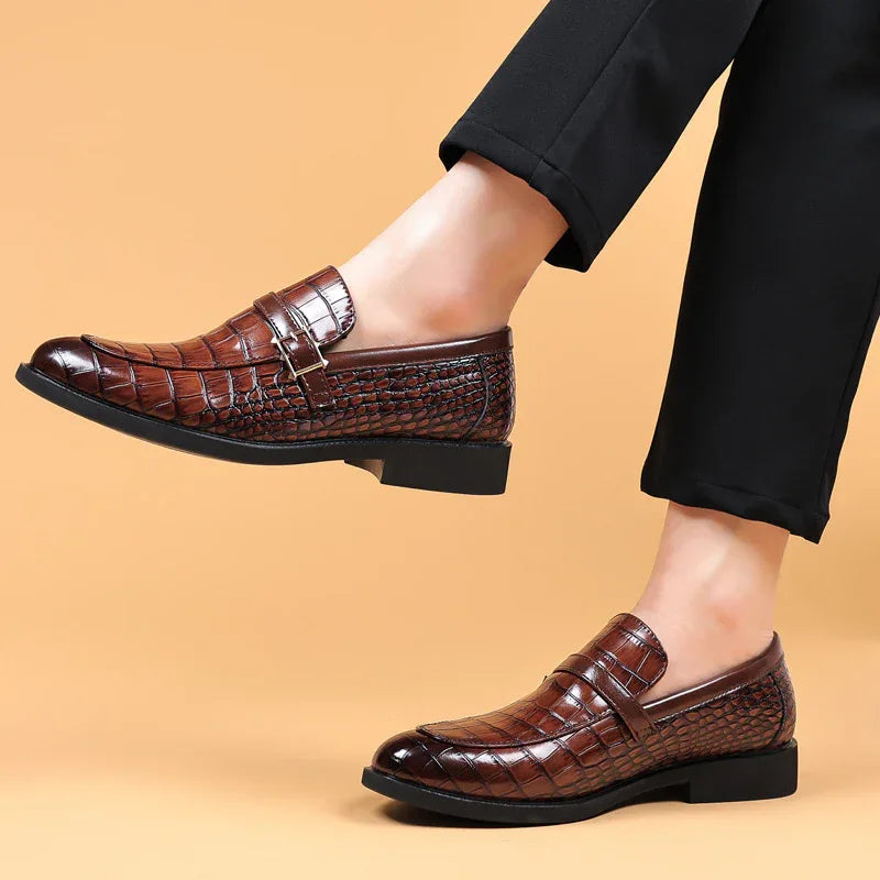 Herren Business-Schuhe aus Kunstleder mit Krokodilmuster