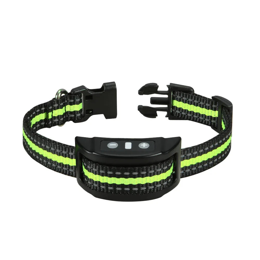 Collier pour chien avec contrôle vocal automatique, anti-aboiements, chargement Type-C, étanche et réfléchissant