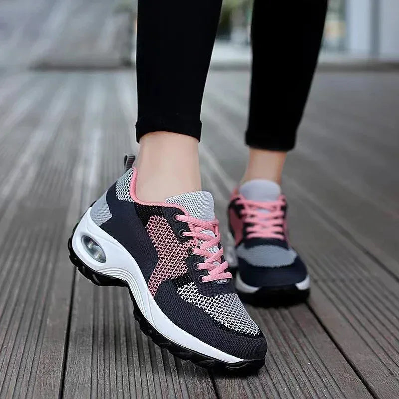 Chaussures de course pour femme, en PU avec semelle coussinée, confortables et respirantes