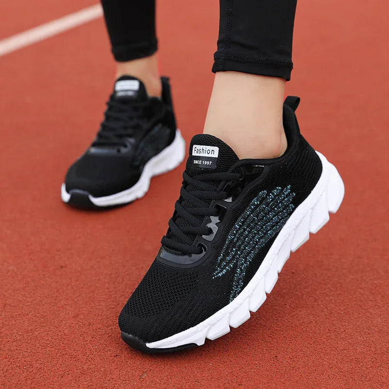 Chaussures de course légères et confortables pour femme