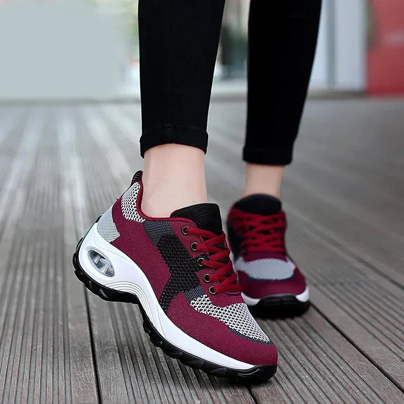 Chaussures de course pour femme, en PU avec semelle coussinée, confortables et respirantes
