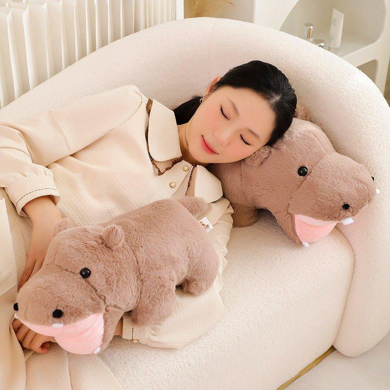 Mignonne peluche hippopotame ronde