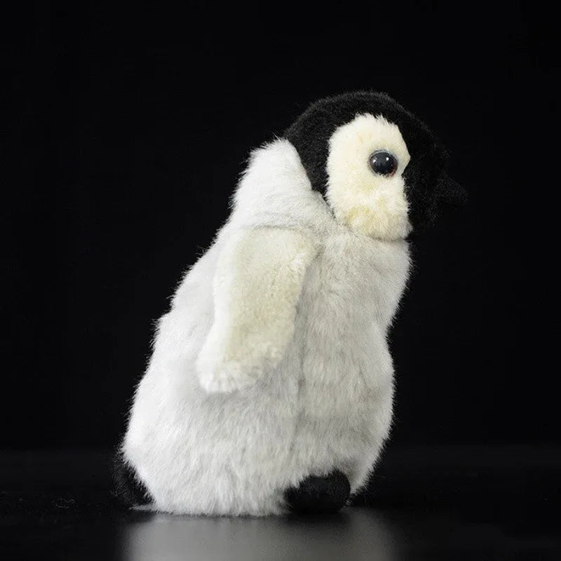Niedliches kleines Pinguin-Baby-Plüschtier