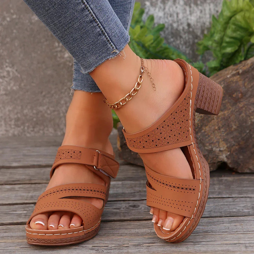 Sandales d'été à talon carré et bout ouvert pour femmes Chaussures décontractées de couleur unie