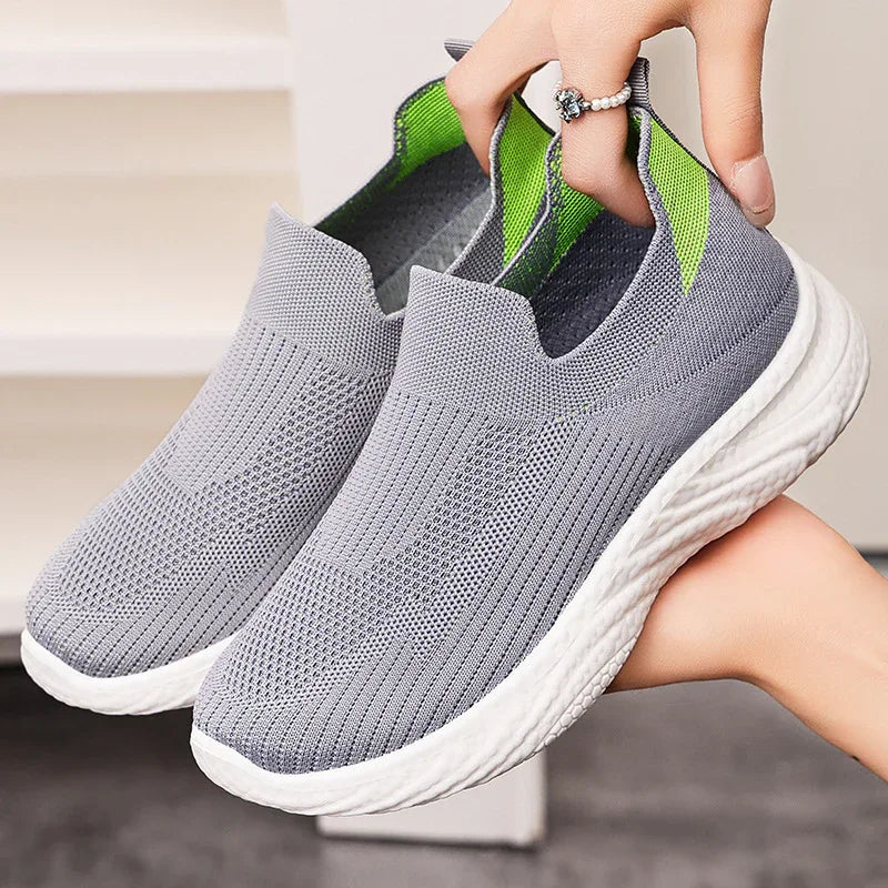 Chaussures de course confortables et respirantes pour femme
