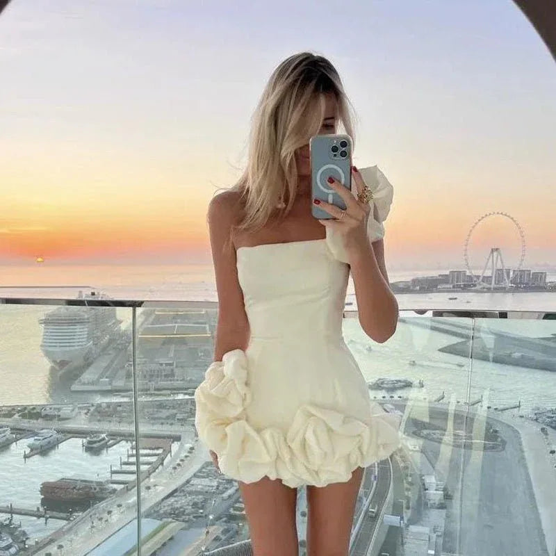 Robe moulante asymétrique élégante pour femme