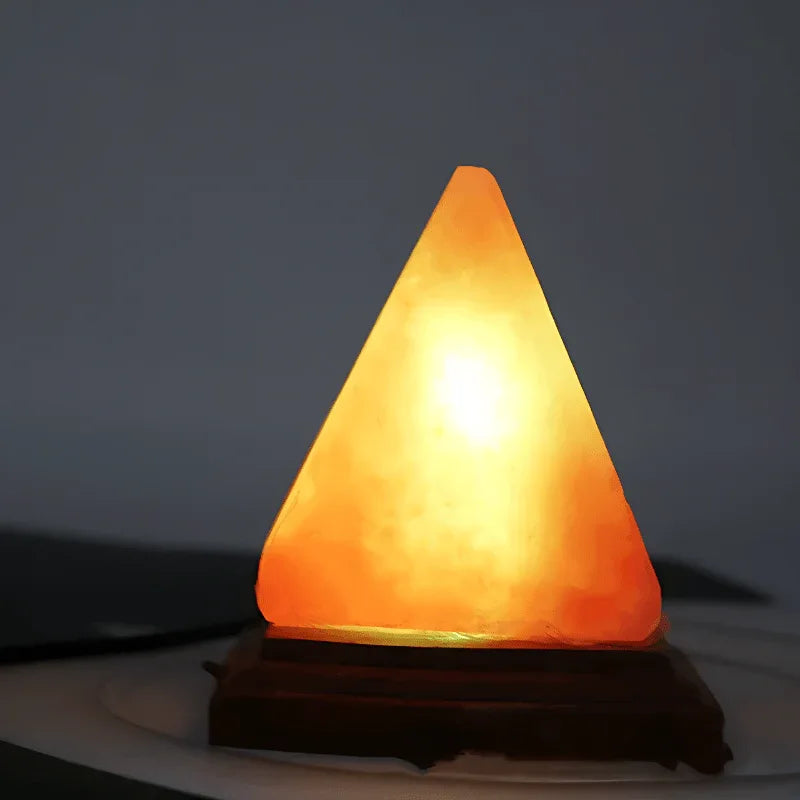 Lampe au sel en forme de pyramide créative en cristal de l'Himalaya avec prise USB