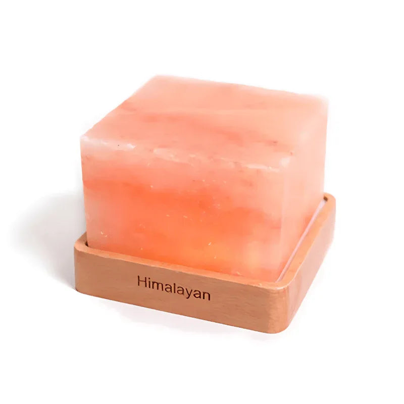 Lampe de sel de l'Himalaya sur socle en bois carré avec LED