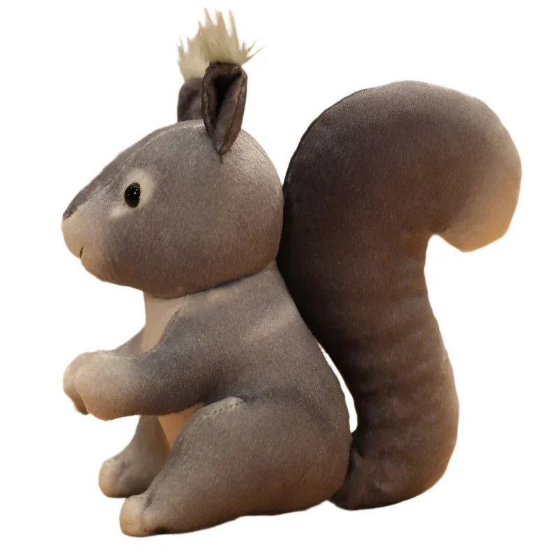 Jouets en peluche de dessins animés écureuils