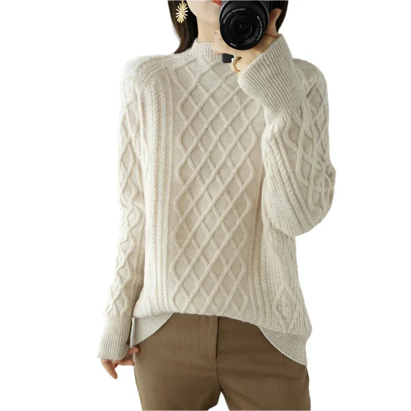 Damen Rollkragenpullover aus Twisted Wool in lockerer Passform